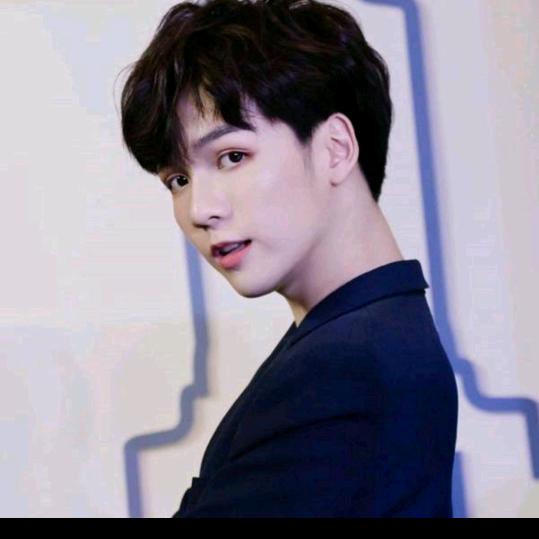 🦁林跳跳 🌻🦁🌪