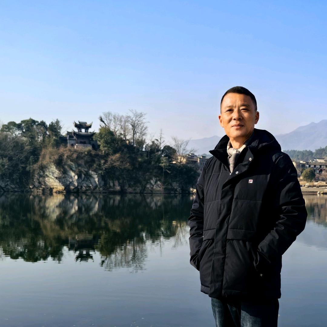 桃花潭近水楼台