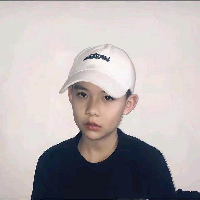 天达台球器材 李昊天