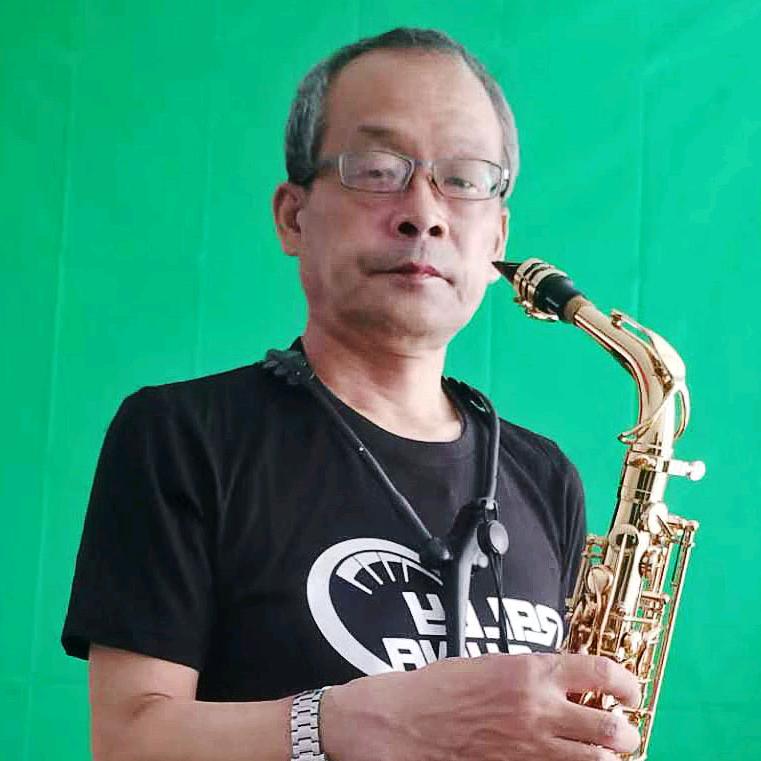 草原骄子宏憬