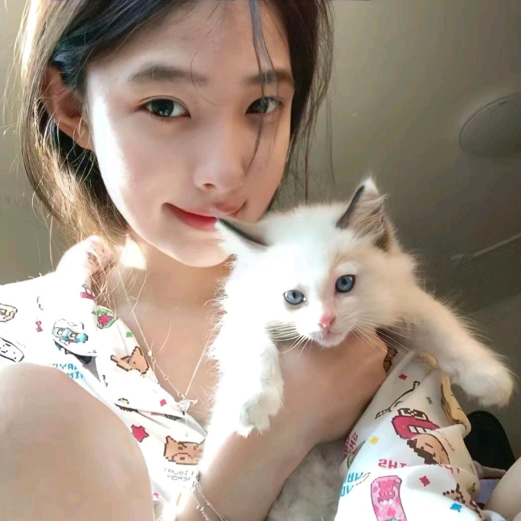 小小椰_