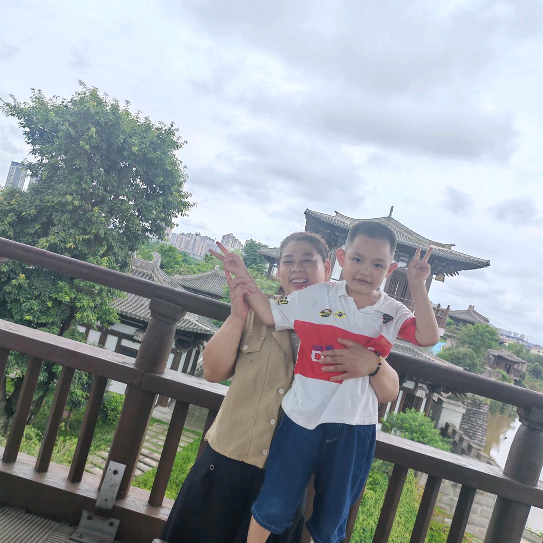 杨秀