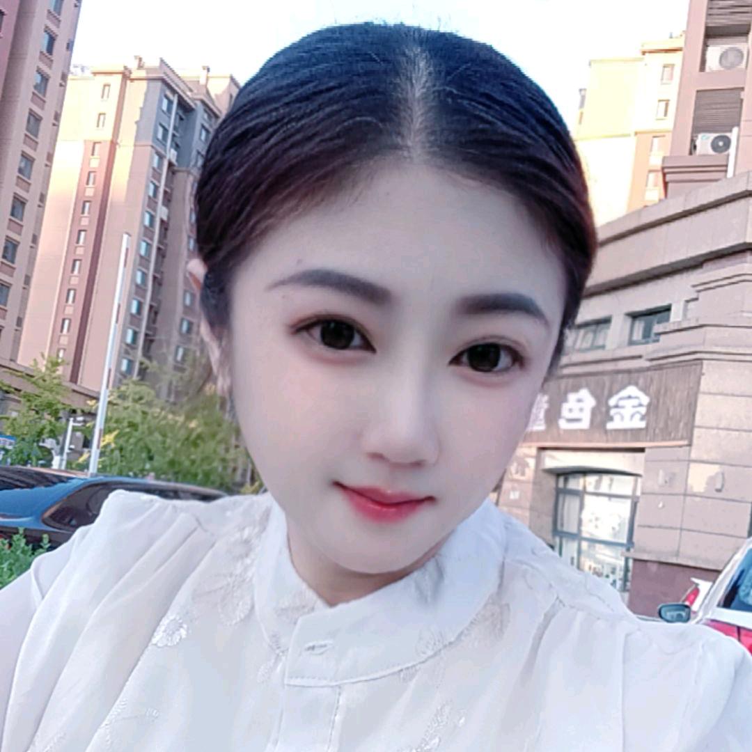 嘴角上扬好运连连