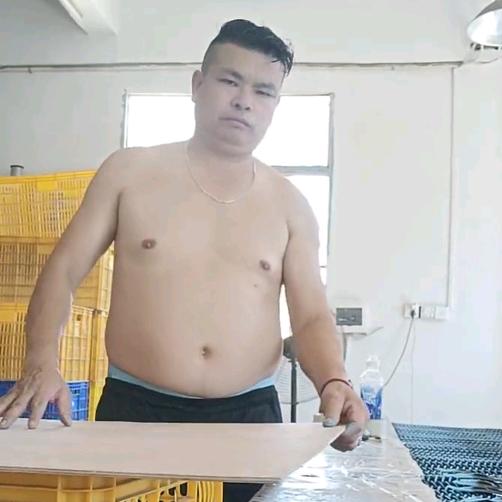 71年的猪🐷哥哥