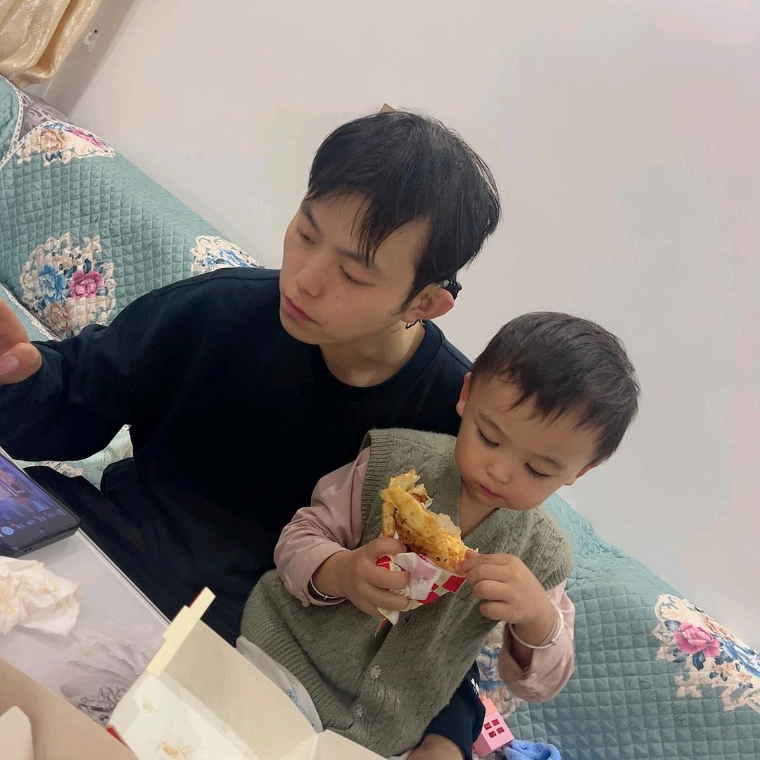 竹山合碗席李梦希