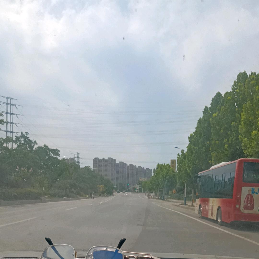 🦋🦋沉默寡言🐍🐍