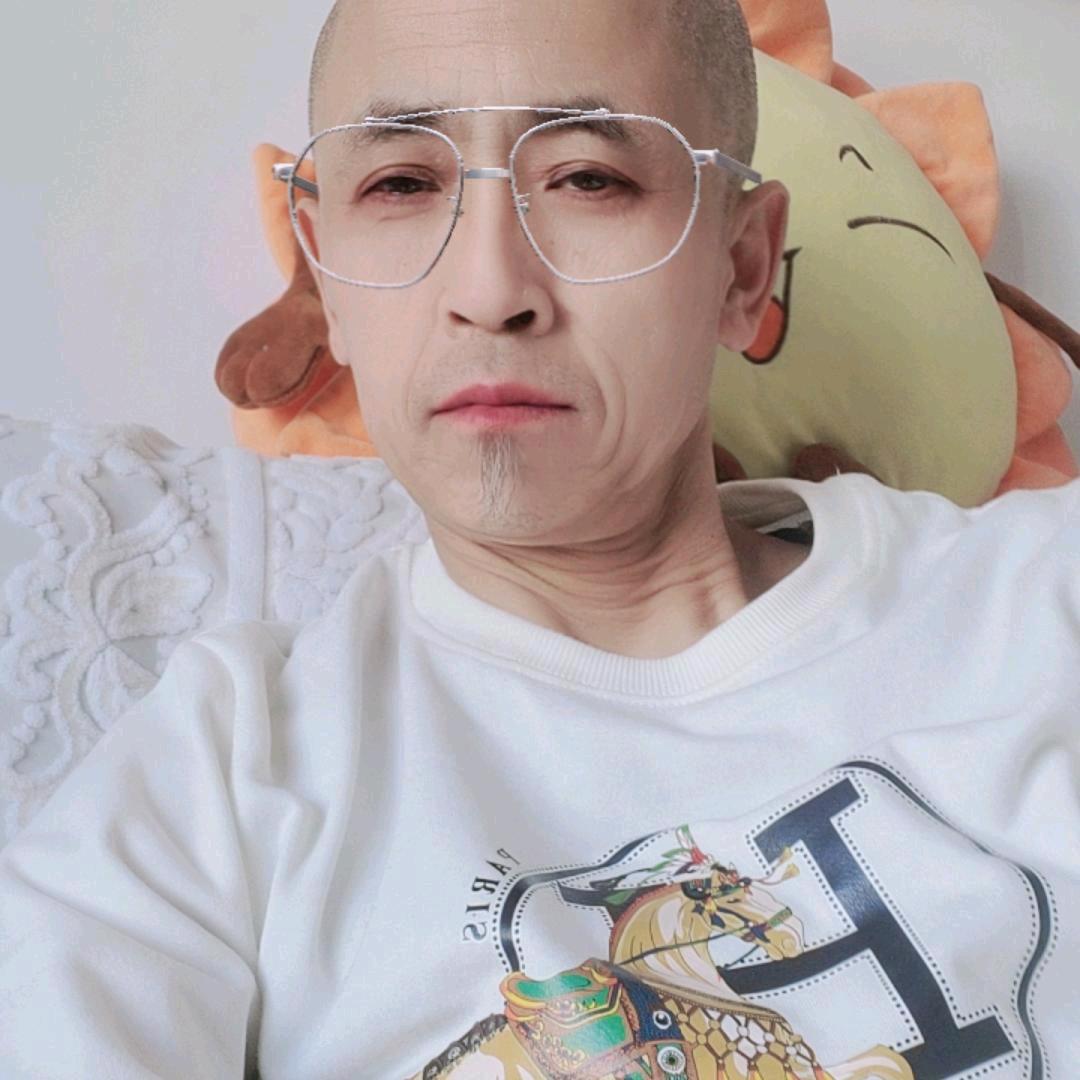 用户4460289477223小胡子