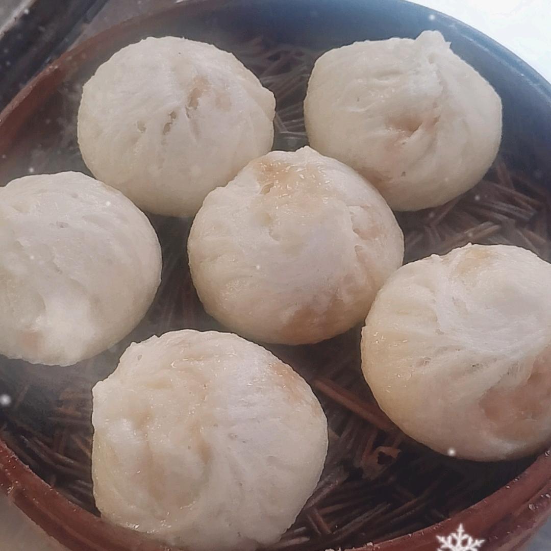 来一笼炒馅小笼包