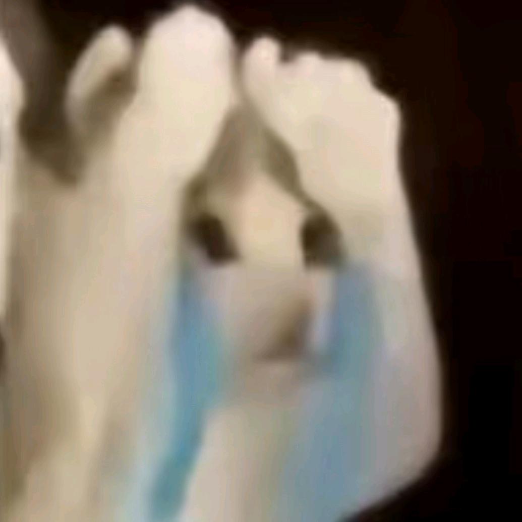 80岁男同偷吃被老公和老婆家暴