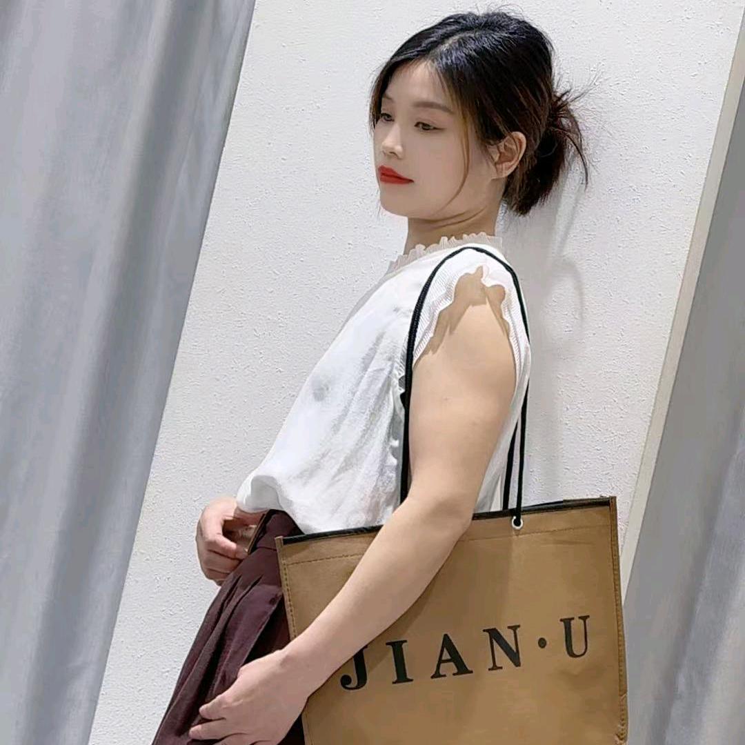 骆骆大方