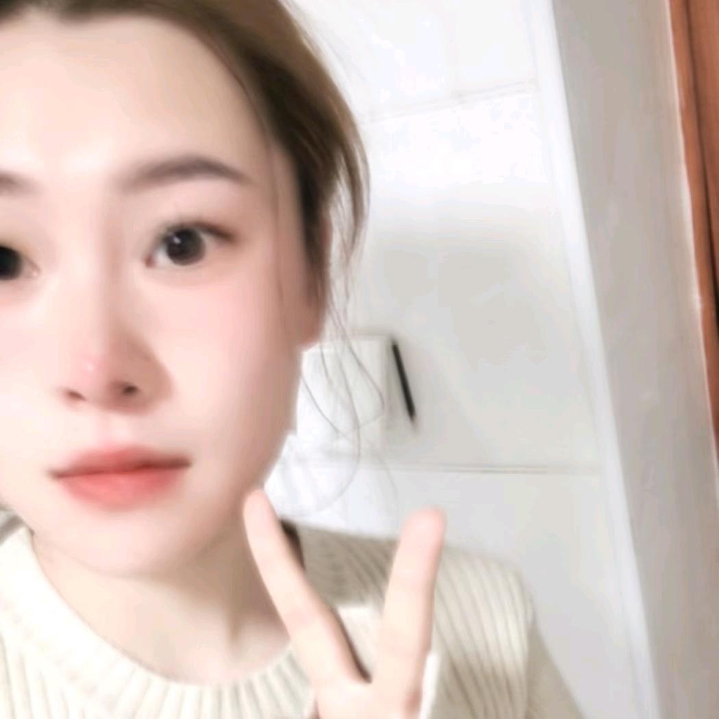 李小姐的春夏秋冬🌻