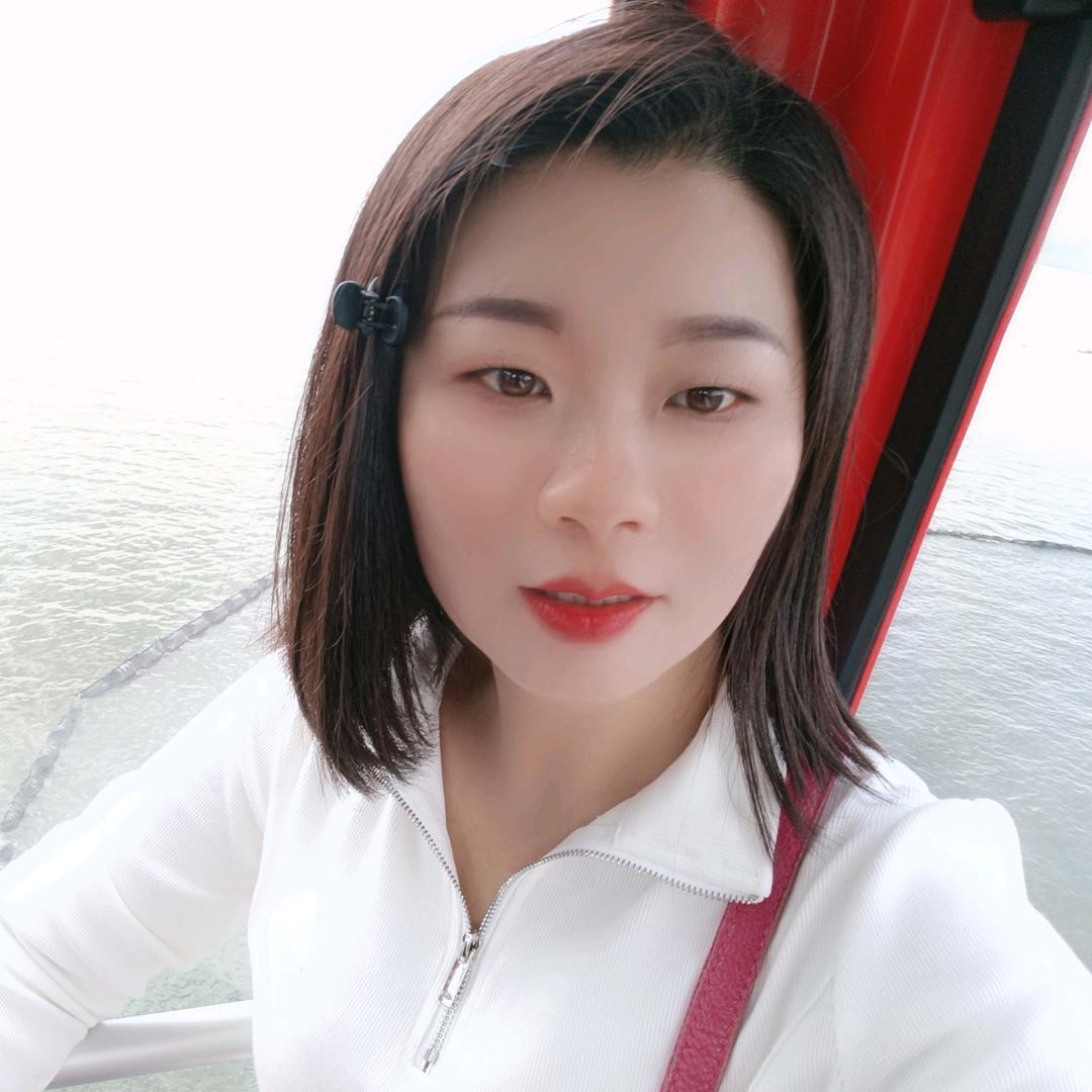 爱吃榴莲的姑娘