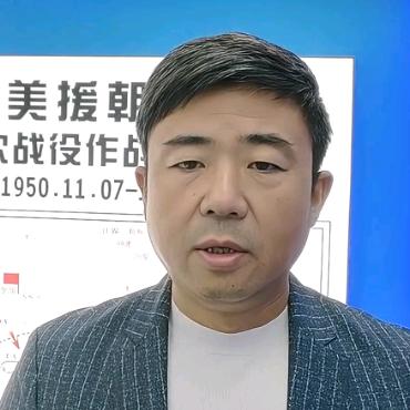 褚（chu）馆长的武器库