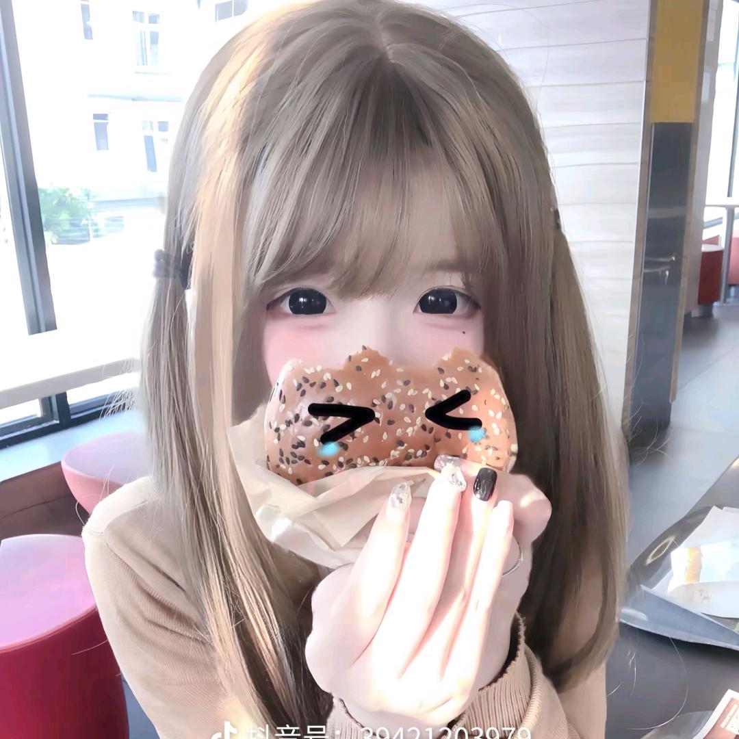 呆 呆 魚🍰