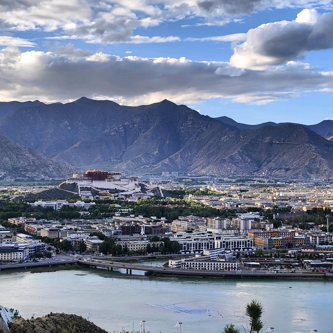 汇沣汽贸(新车，二手车，代步车)批发零售