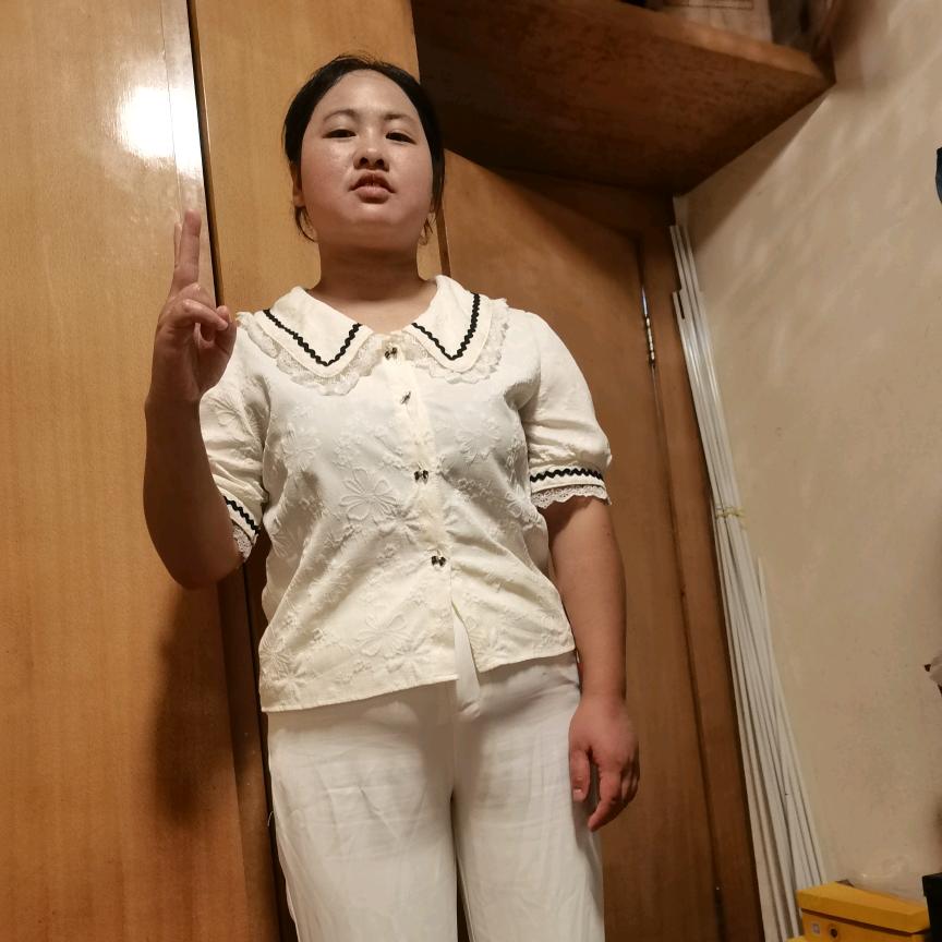 吴依琴