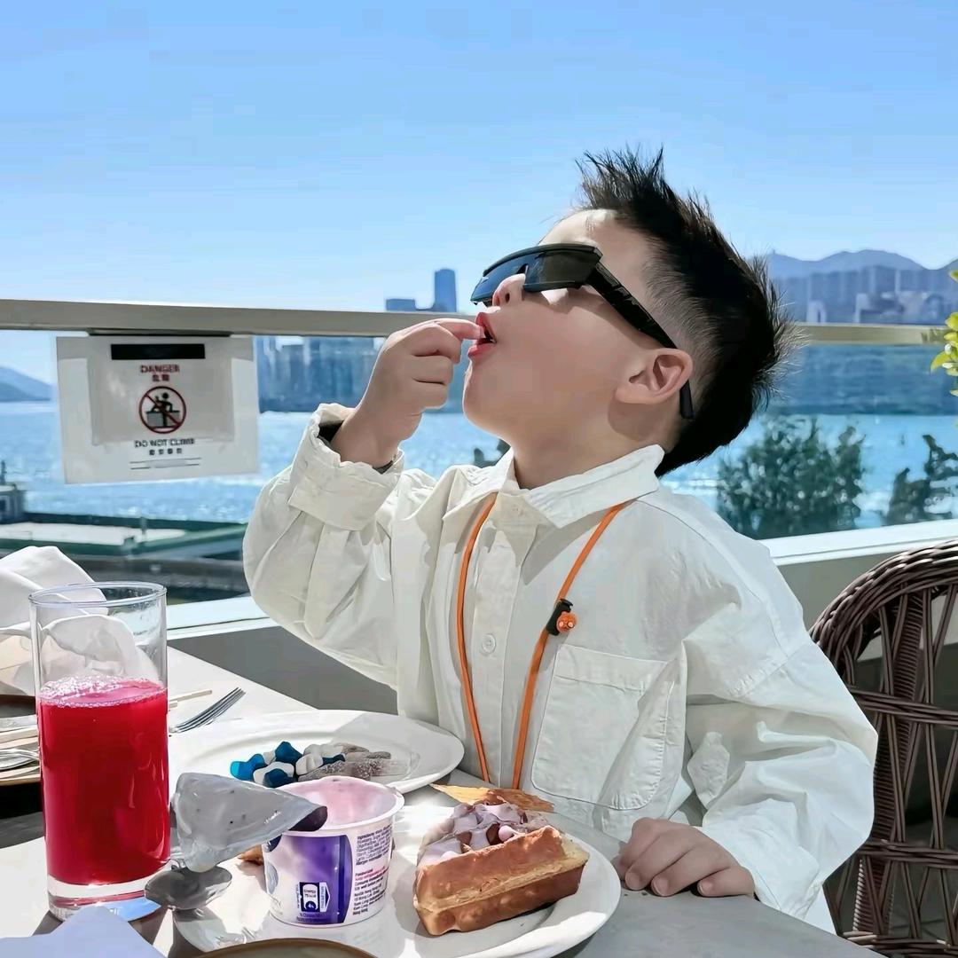 韩.