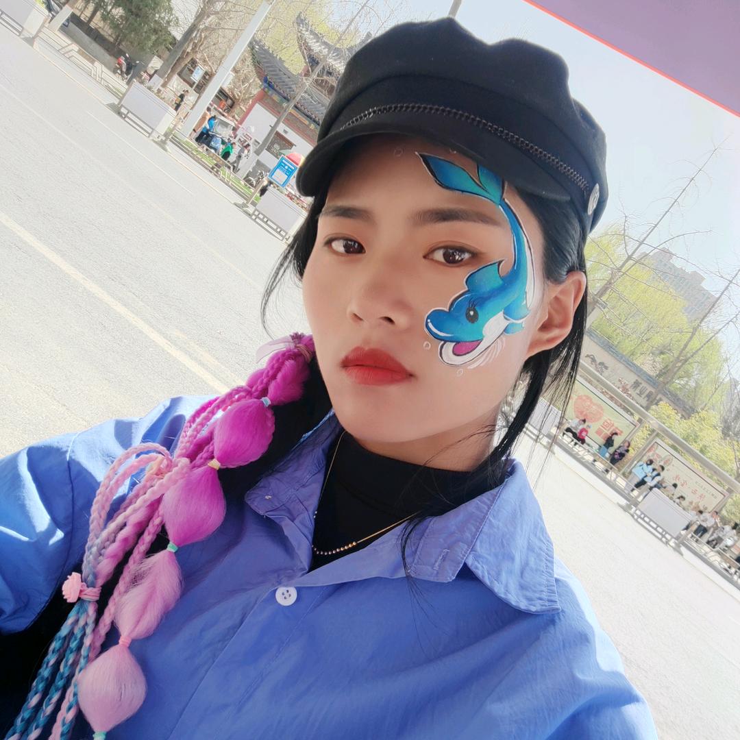 杨小妮“彩绘”彩金（收学员）