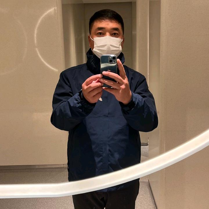 只求逍遥人世间