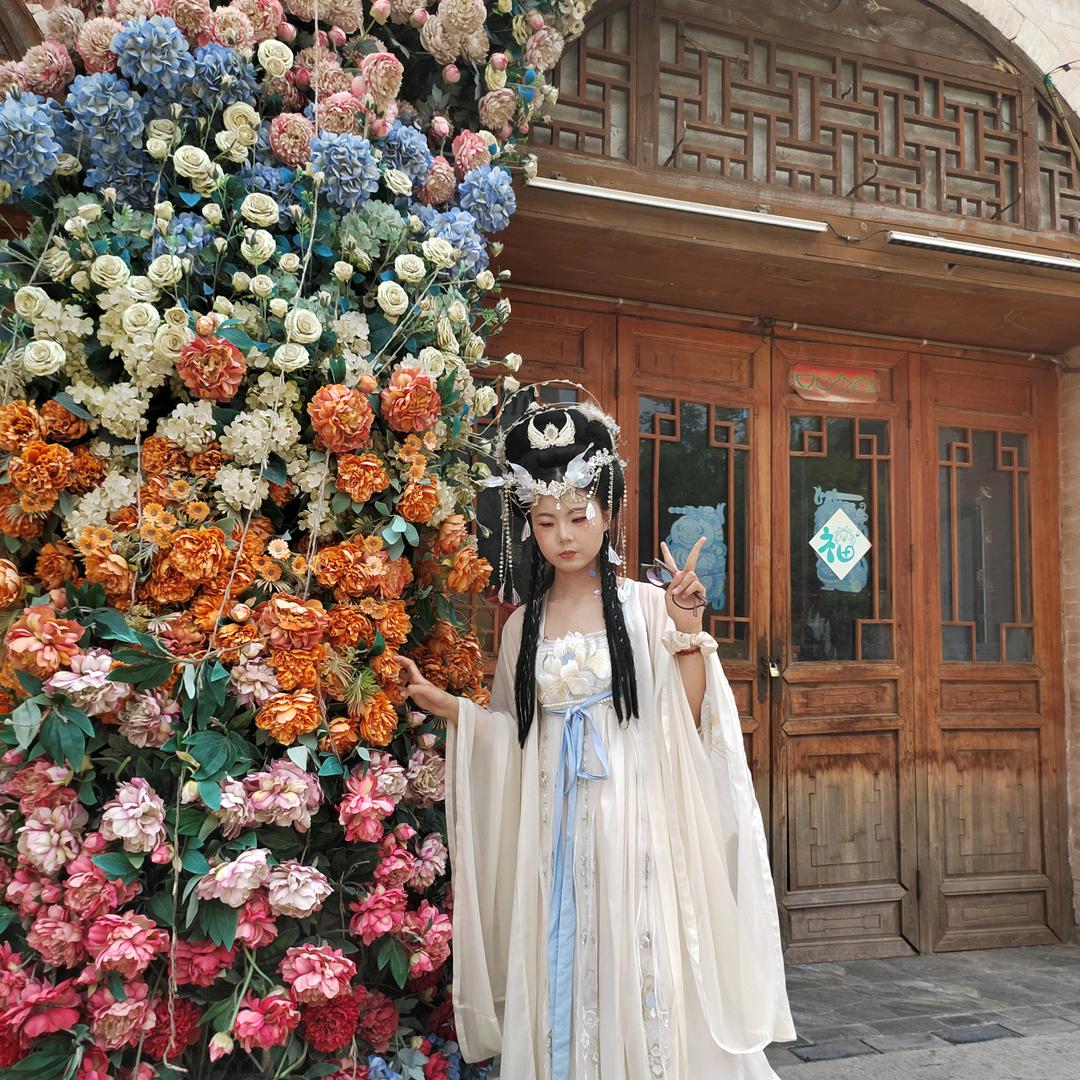 轩妮