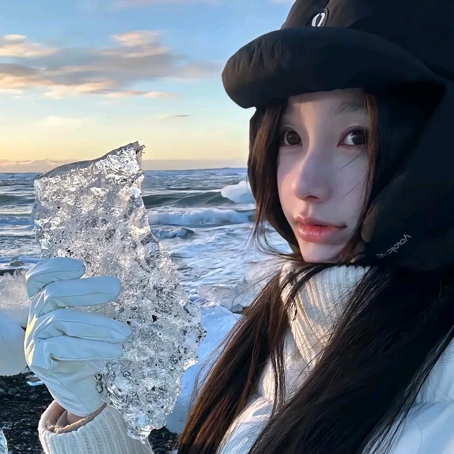 梧桐遇桂风.