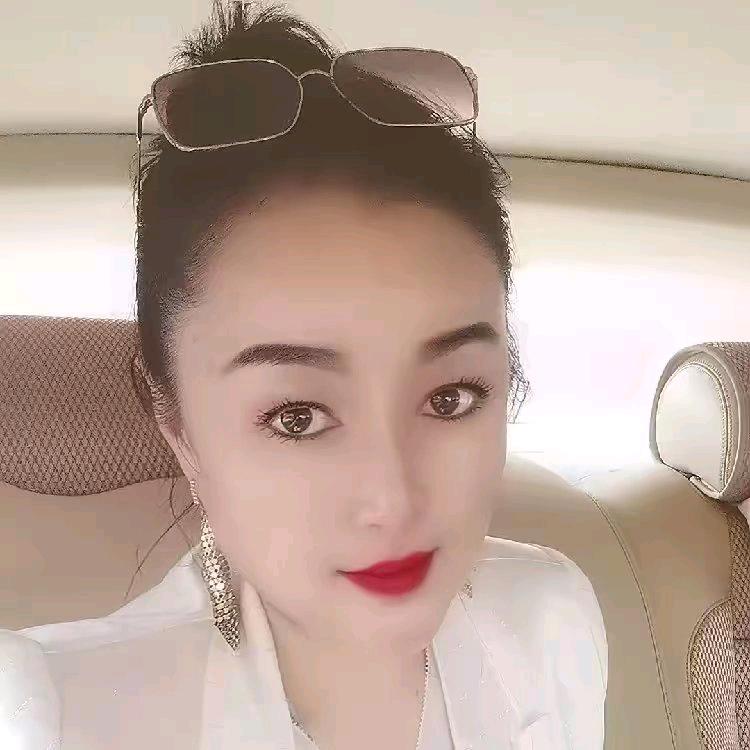 绥化女子霸道车队队长艳姐