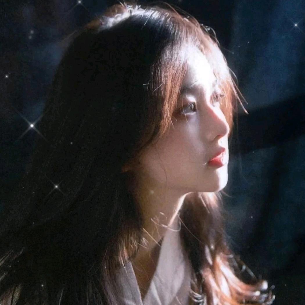 💐壳语轩(* ⁰̷̴͈꒨⁰̷̴͈)=͟