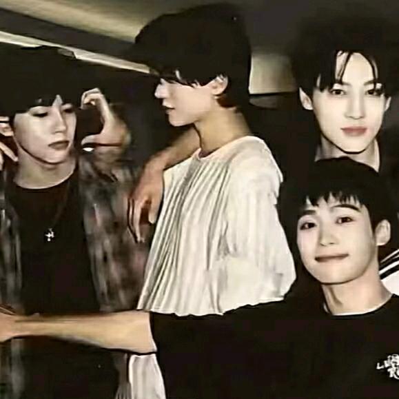 只爱渝田和果酱