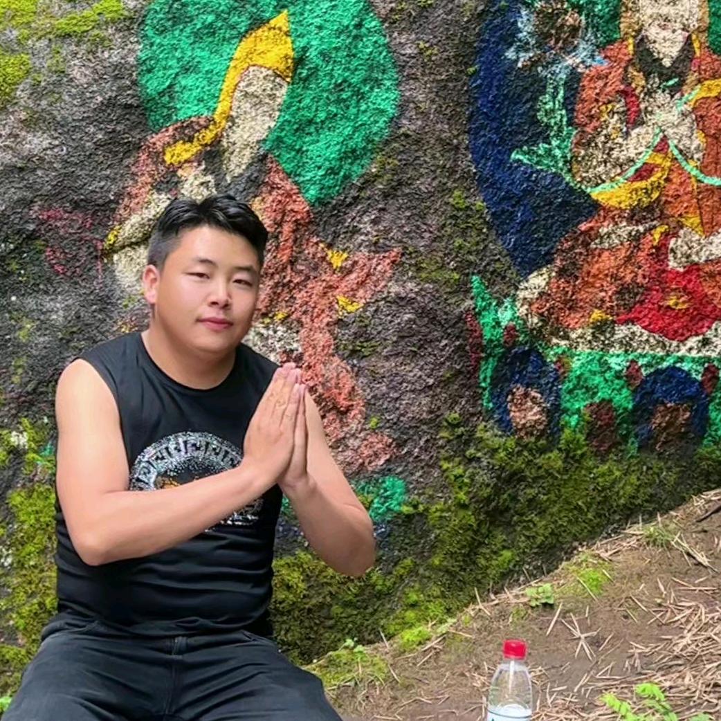向巴