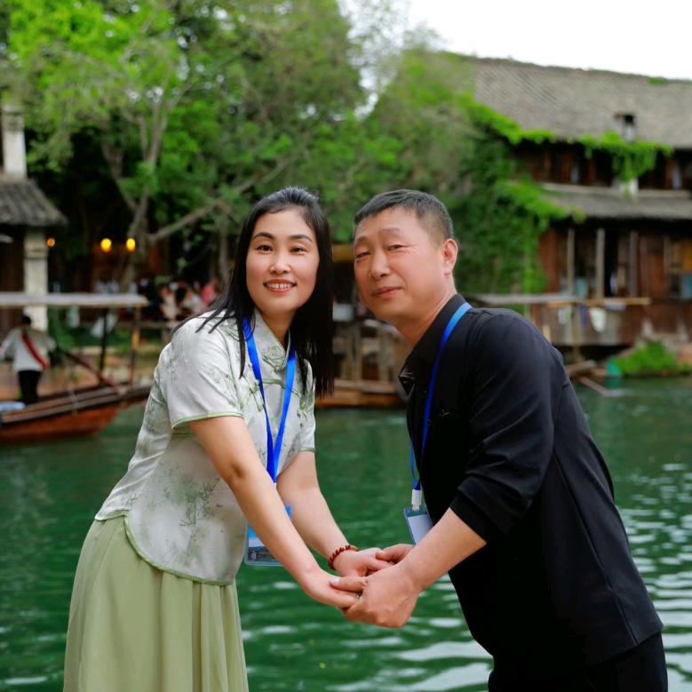 太原红红家纺～老牛