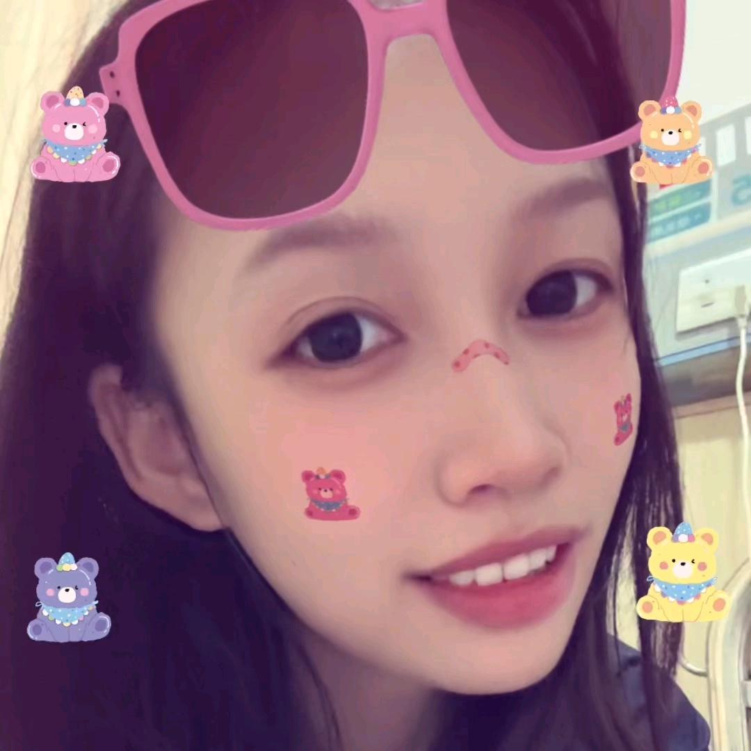 乌鸦黑的找不到一点白