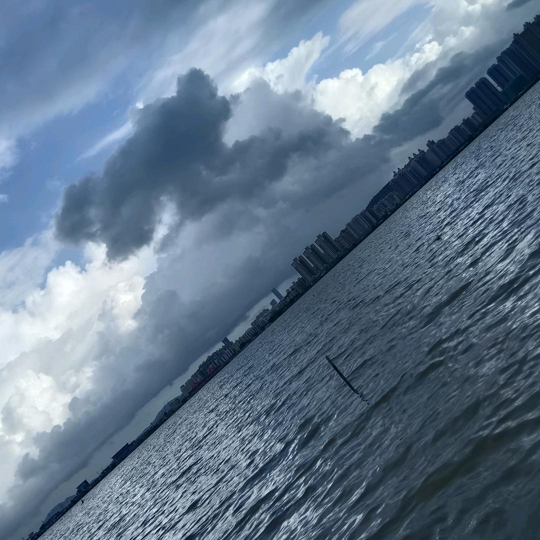 韦文明路橘子园