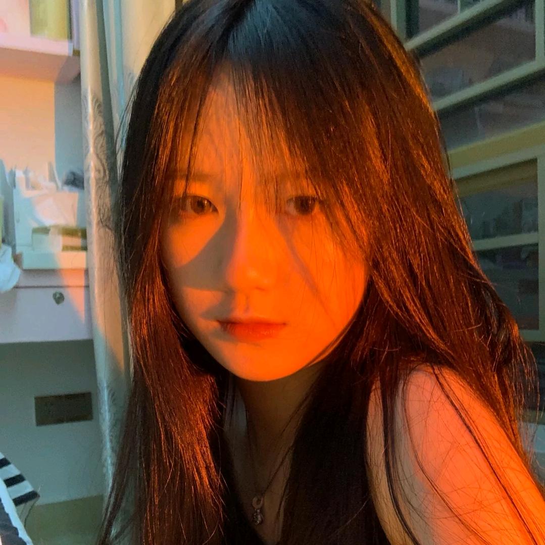 何宝月🍃（学生）