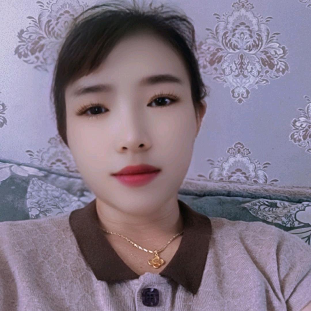 英子