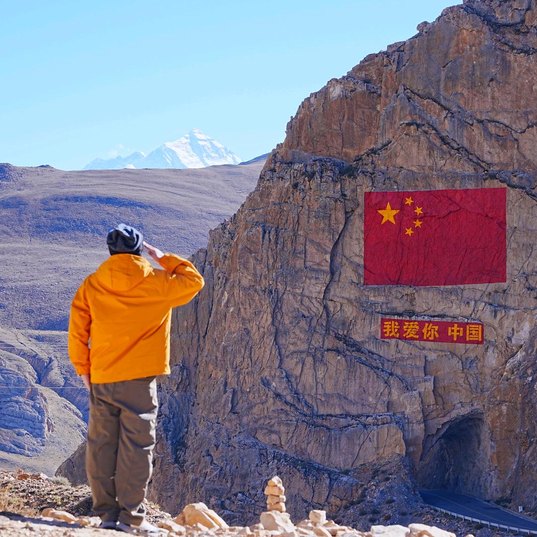 小黑子没有树枝