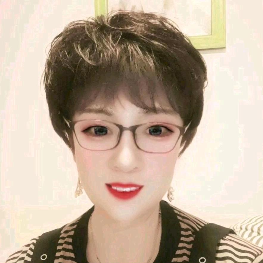 不一样的烟火🌹