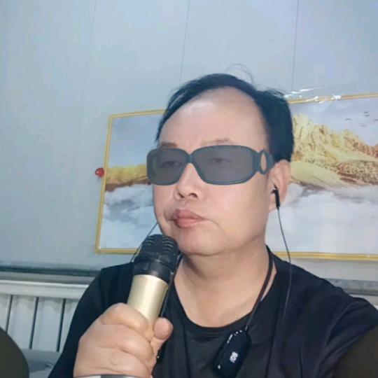 坚强！加我有惊喜
