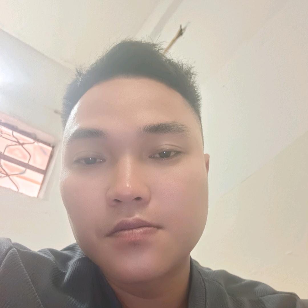 黄