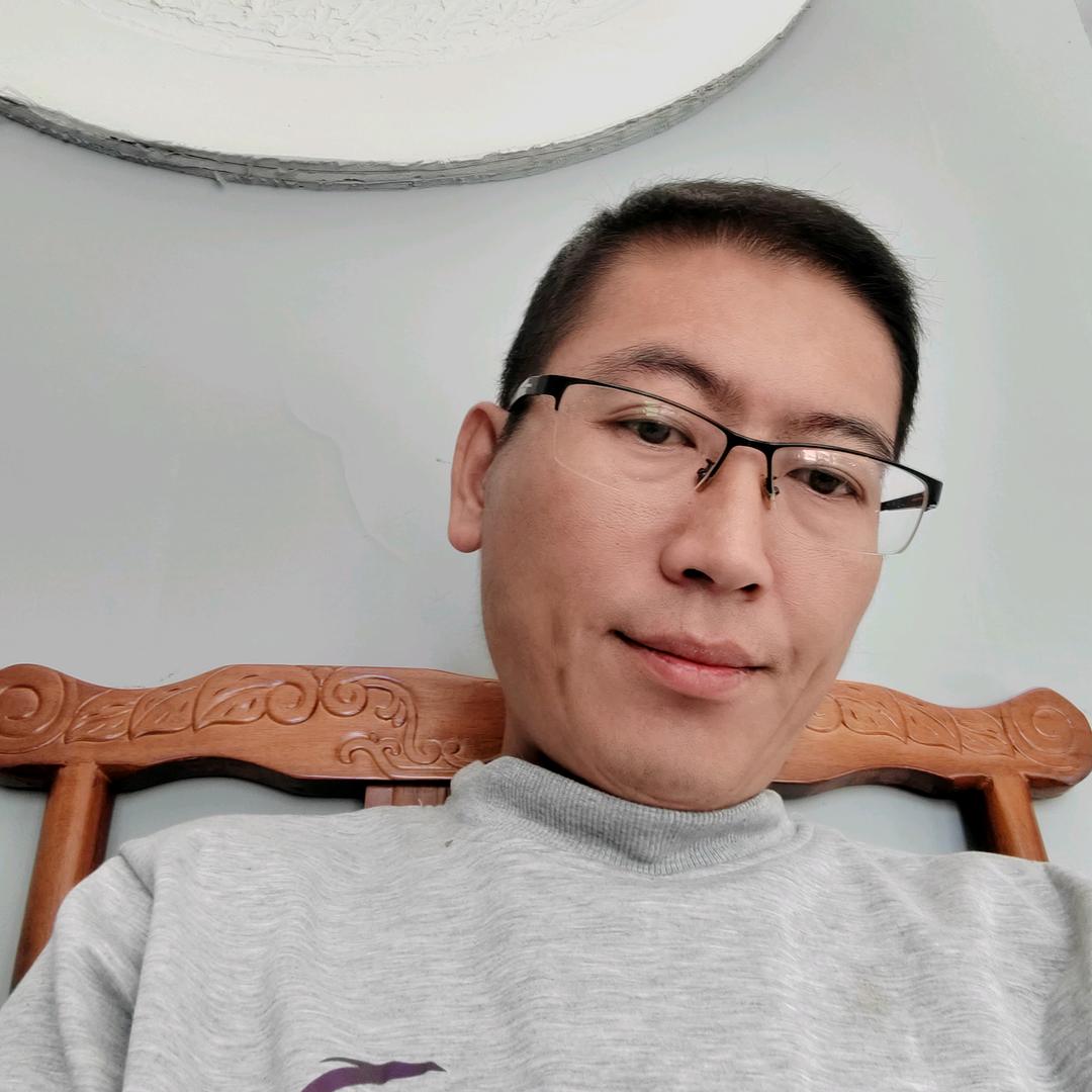 晓宁百货超市黄帅