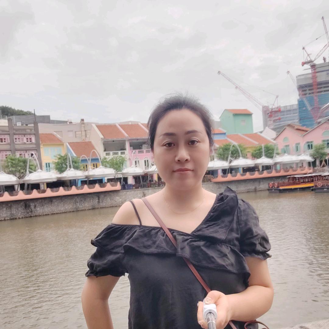 英子