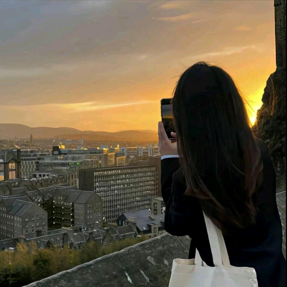 六月的小蕾⁰⁴⁵¹