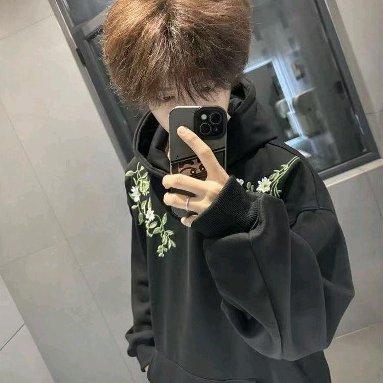 ʰᵉˡˡᵒ𝙠𝙞𝙩𝙩𝙮.