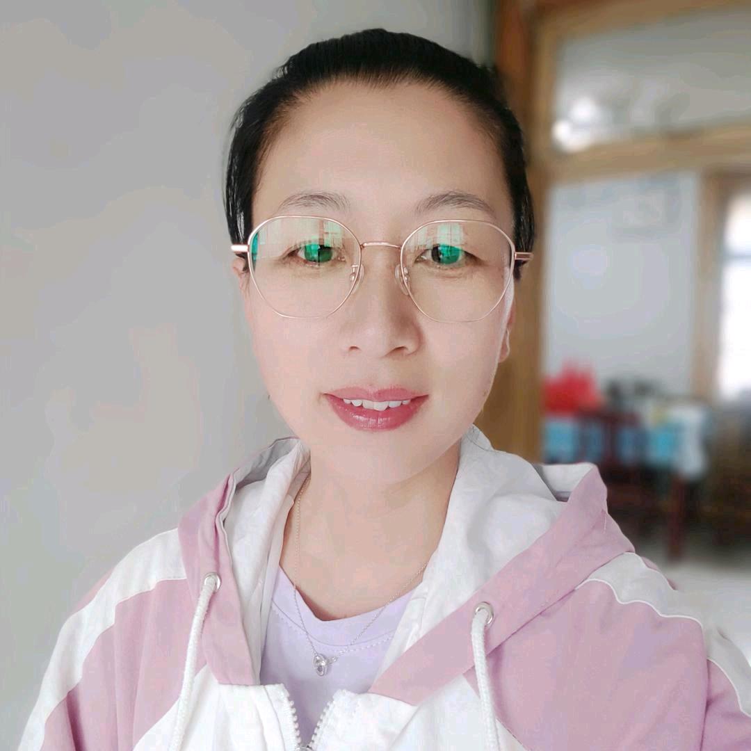 临清瞳仁眼镜李姐