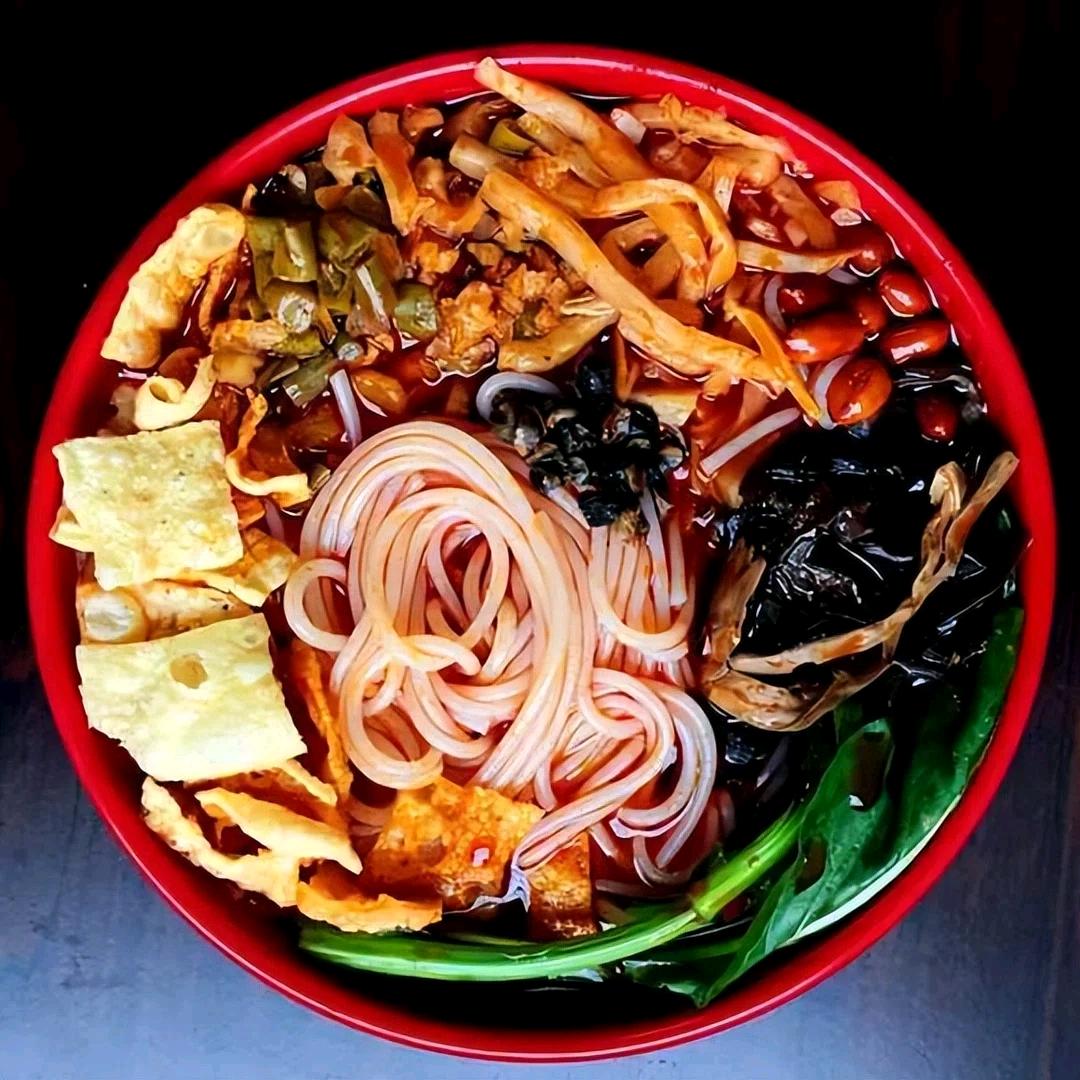 #融姐螺蛳粉.电动车出租.新能源汽车出租