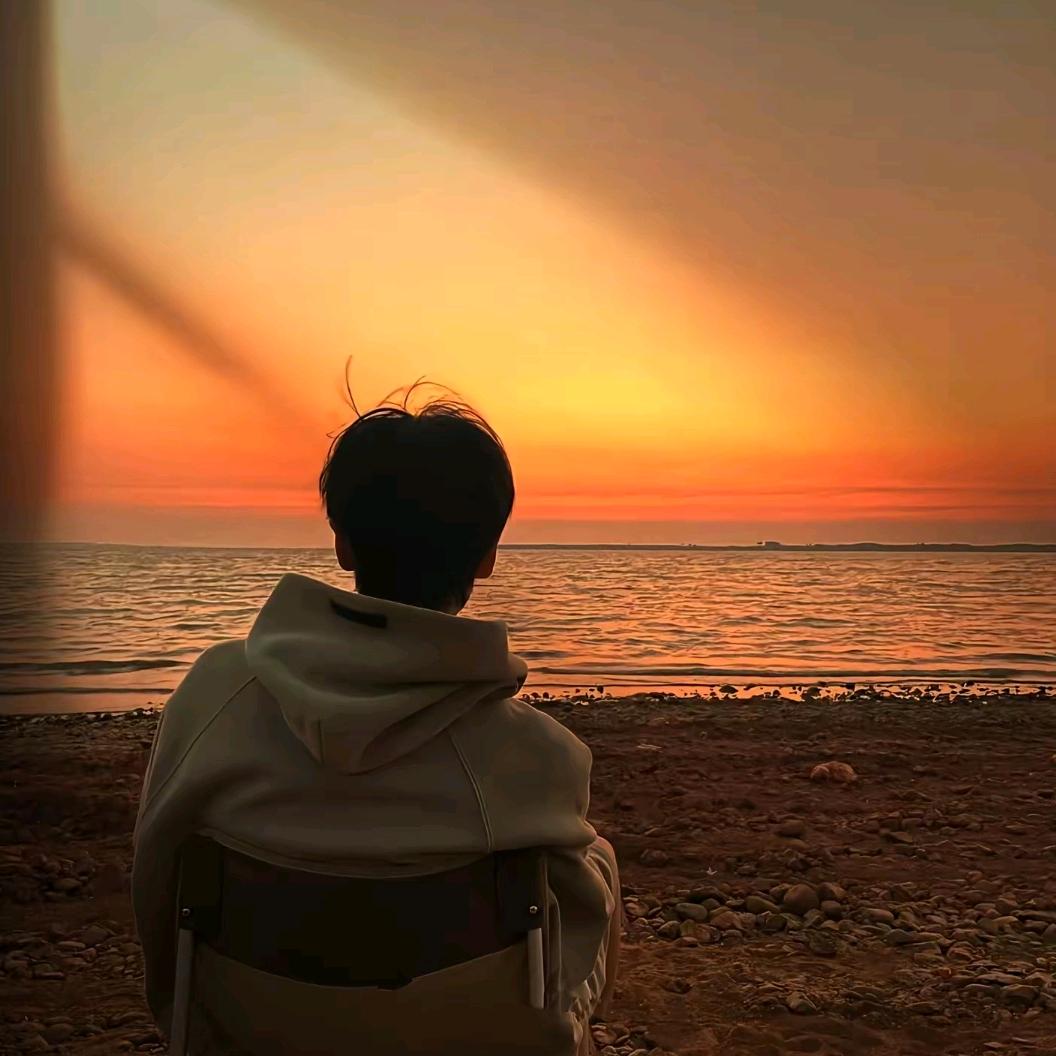 阳光开朗大男孩