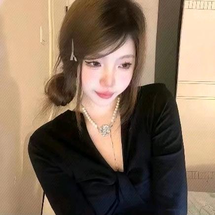 i扭的木春儿🙈