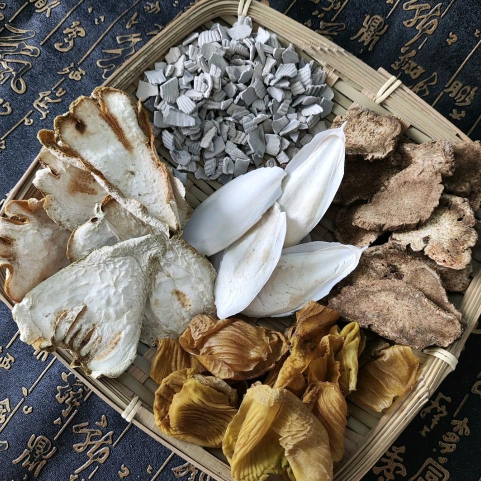 苗家榕（首播）