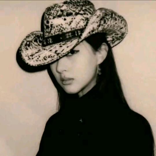 Kim.J