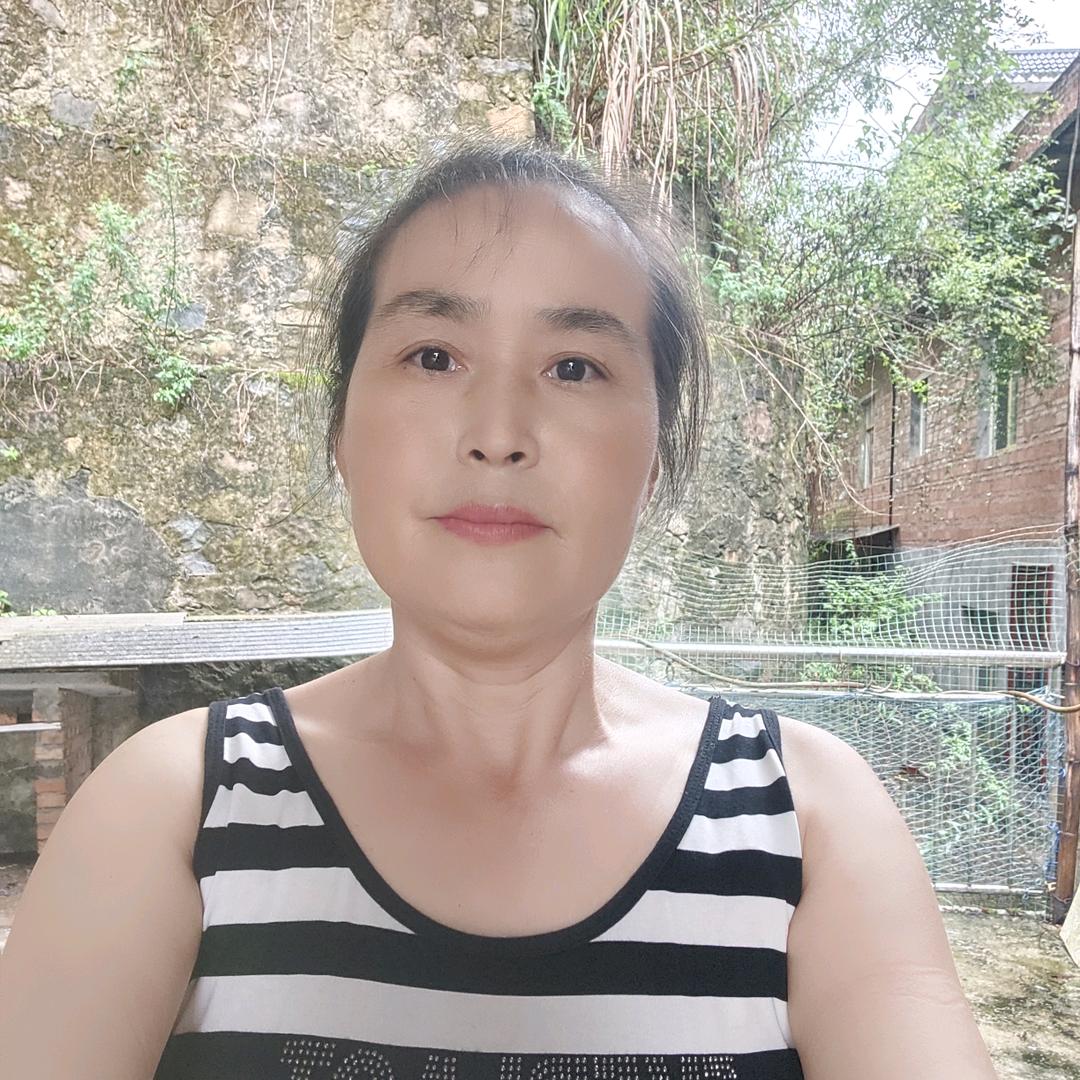 干活姐(户外聊天种地)