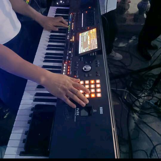 巴拉提江 歌手🎼5X🎹🎤